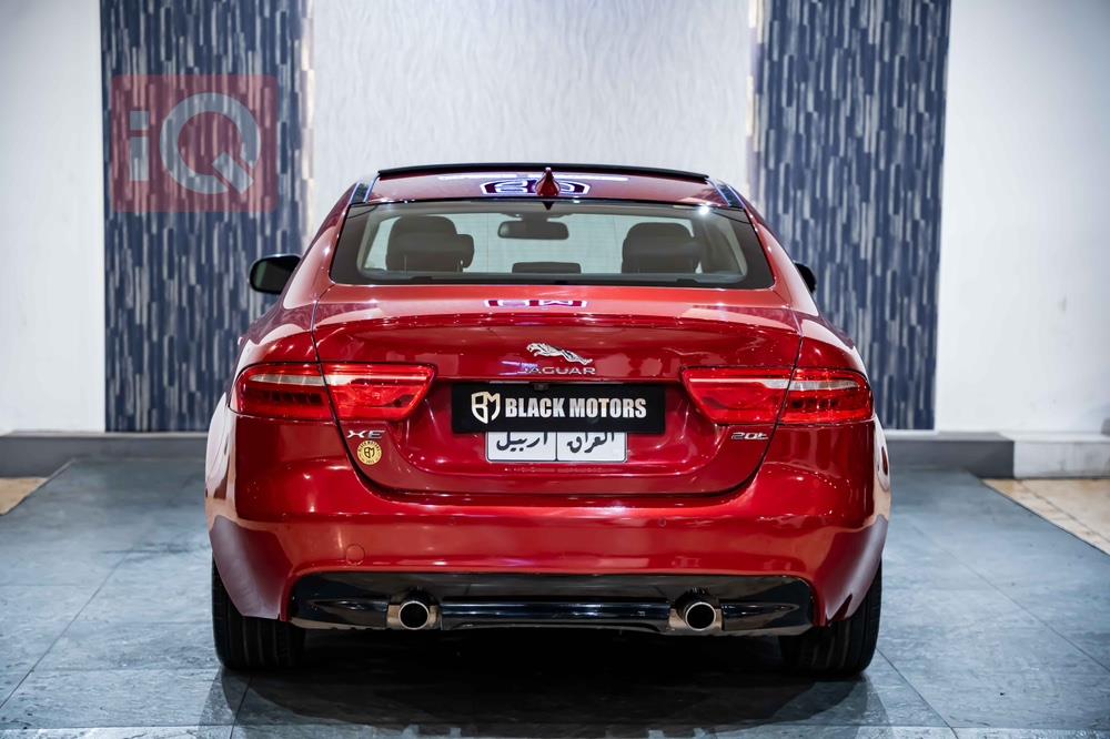 Jaguar XE